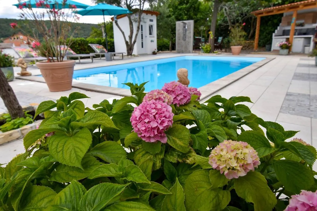 Apartment Villa Kristina Rab Deluxe Supetarska Draga Croatia
